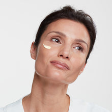 Cargar imagen en el visor de la galería, LUMAPRO C Serum (Corrector de pigmentos para aclarar la piel) 1 FL oz | 30 ml