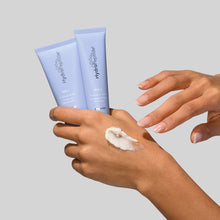 Cargar imagen en el visor de la galería, Polish & Plump Face Peel (Exfoliante Facial)