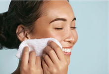 Load image into Gallery viewer, Foaming Cream Cleanser (Limpiador Facial) 4.0 FL oz | 118ml