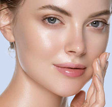 Cargar imagen en el visor de la galería, Polish & Plump Face Peel (Exfoliante Facial)